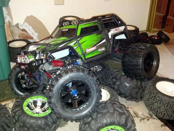 Summit MMM 2200 with trenchers