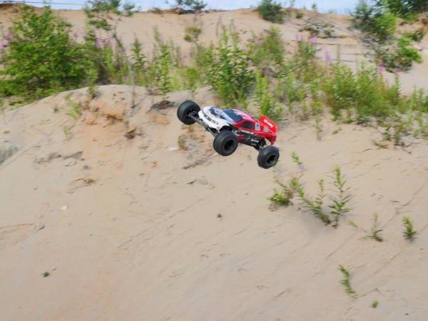 HPI E-Firestorm
different setups with 3S lipo