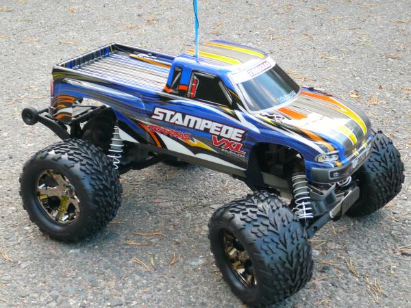 Traxxas Stampede VXL
2S & 3S lipos, Traxxas VXL system