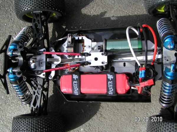 muggy looking down.  Tight battery pack/tray....